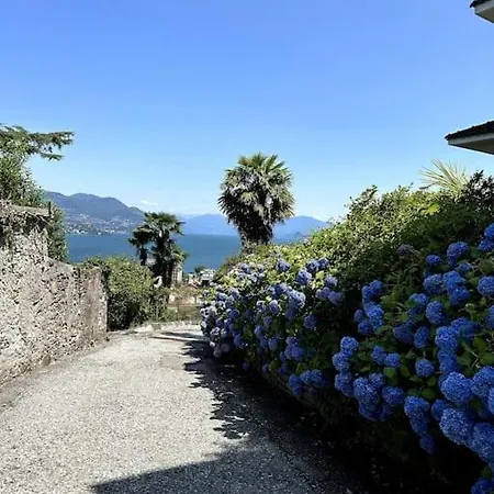 La Contea Panoramica 130 Mq Parking Free Apartman