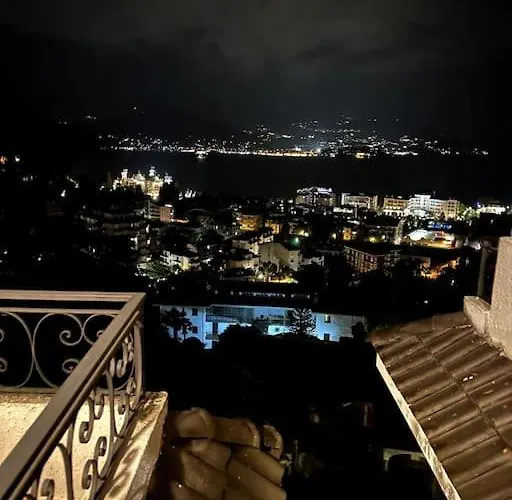 La Contea Panoramica 130 Mq Parking Free Lejlighed