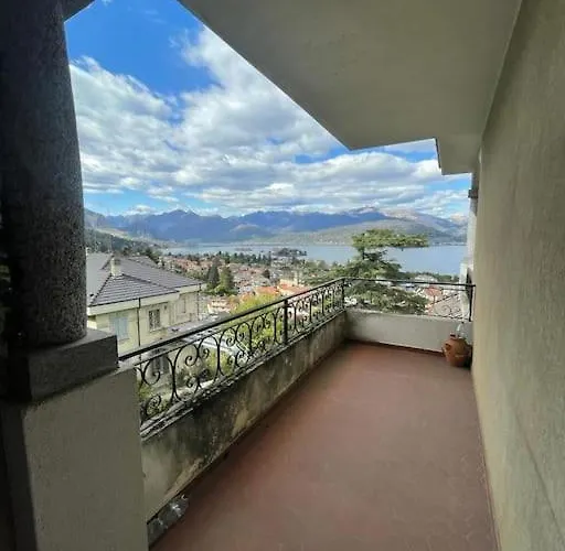 La Contea Panoramica 130 Mq Parking Free * Stresa