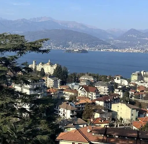 La Contea Panoramica 130 Mq Parking Free Stresa