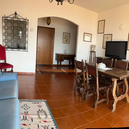 شقة La Contea Panoramica 130 Mq Parking Free ستريزا